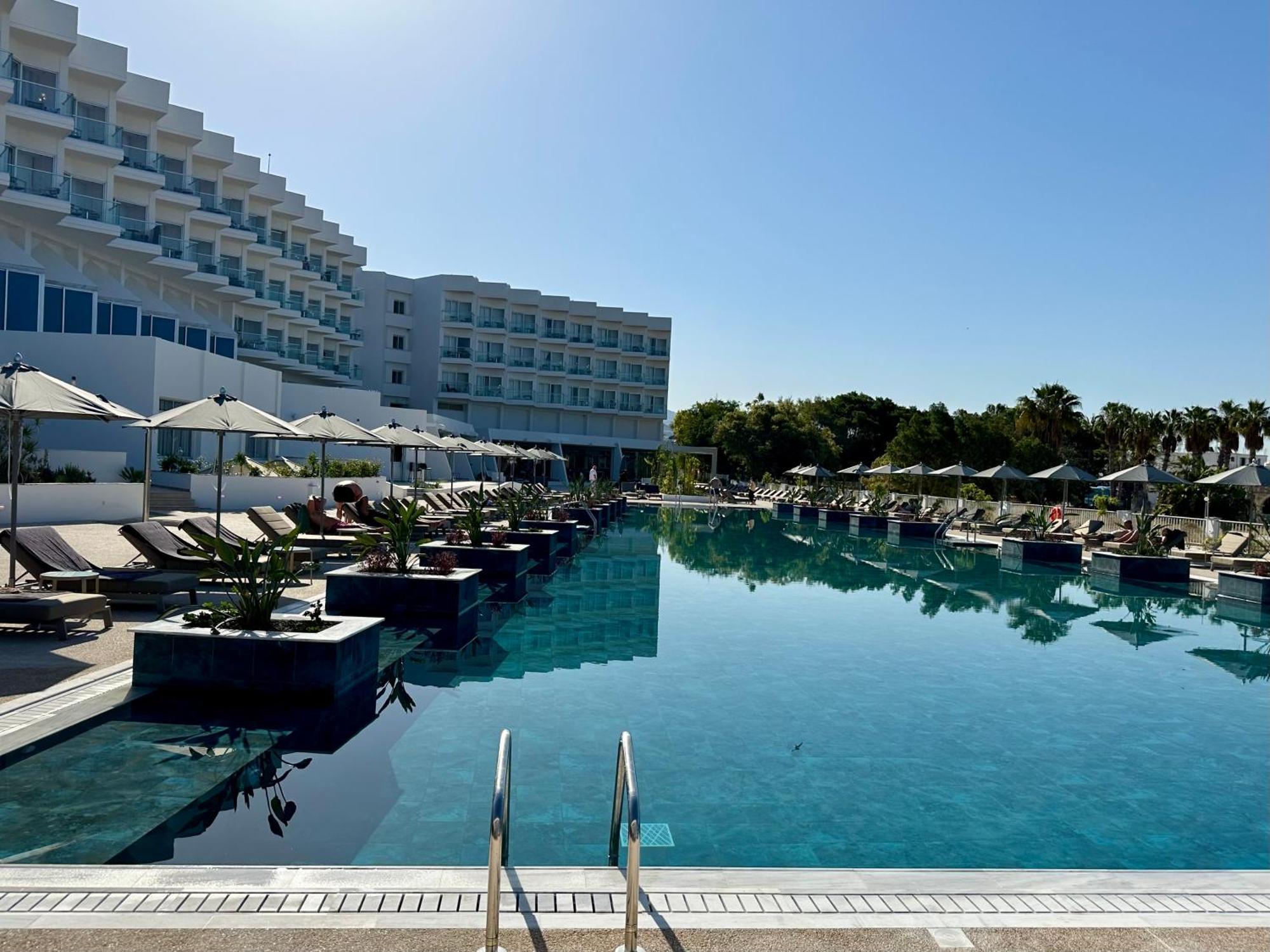 Cali Resort & Spa By Louis Hotels Paphos Esterno foto